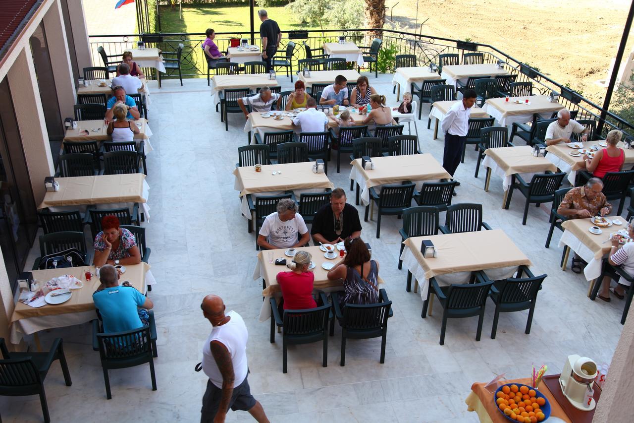 Otel Pelin 3*